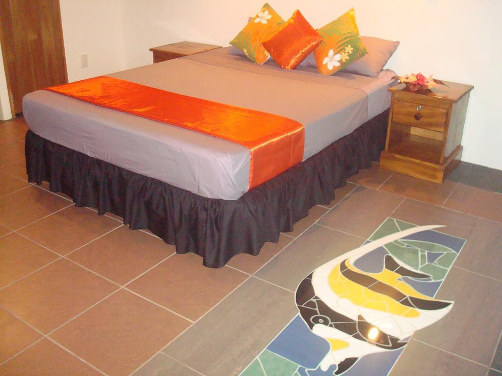 Gecko Lodge Fiji Savusavu Exterior photo