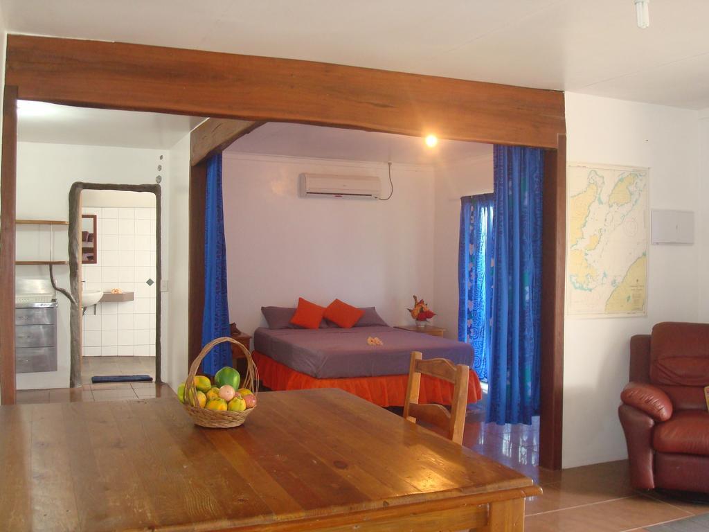 Gecko Lodge Fiji Savusavu Room photo